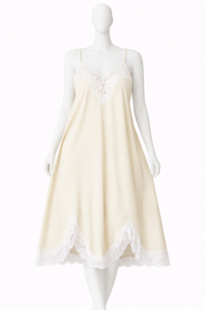 Nuisette Satin Ivoire Élégance – Dentelle Fine