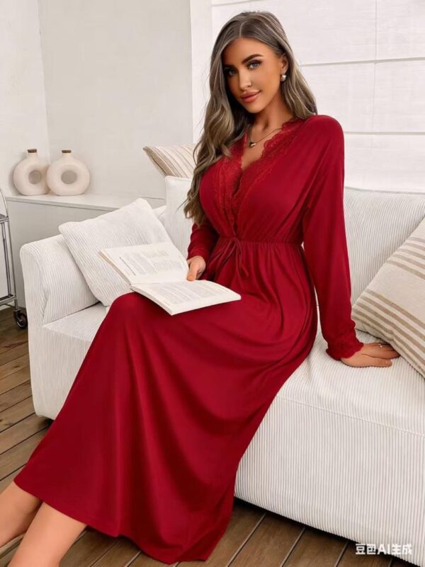 Kimono Nuit Rouge Passion – Élégance Sensuelle