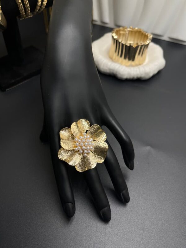 Bague Fleur Royale Perla