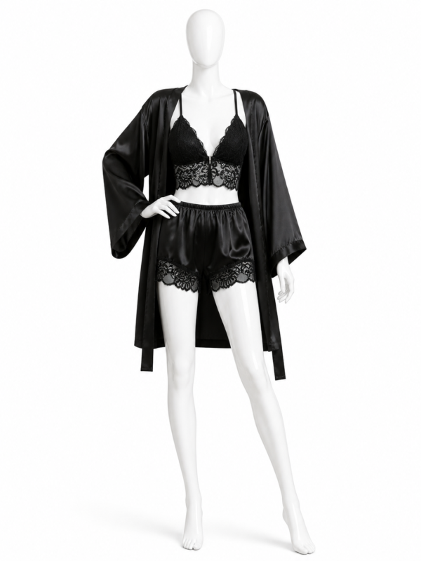 Ensemble Nuit Sensation Noir – Satin & Dentelle 3 Pièces Ensemble Nuit Sensation Noir – Satin & Dentelle 3 Pièces