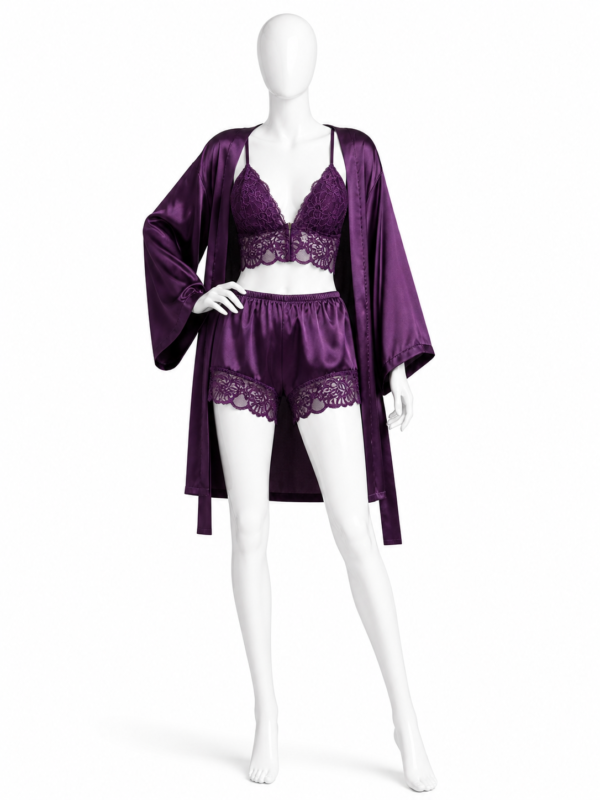 Ensemble Nuit Royale Violet – Satin & Dentelle 3 Pièces