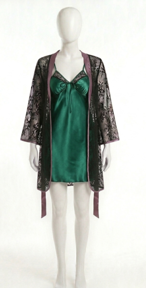 Ensemble Émeraude Prestige – Nuisette Satin & Kimono en Dentelle