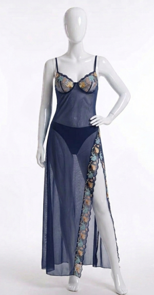 Nuisette Longue Bleu Nuit Transparente à Broderies Florales